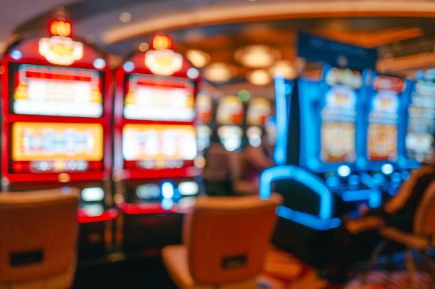 golden 126 slot Lightning Roulette Room